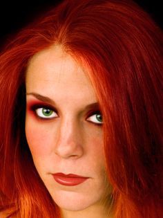 Best Hair Color for Blue Eyes – Red Hair, Brunette, Fair ...
