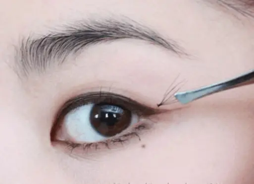 eyelashes put fake individual false beginners glue without side beautyclue effects
